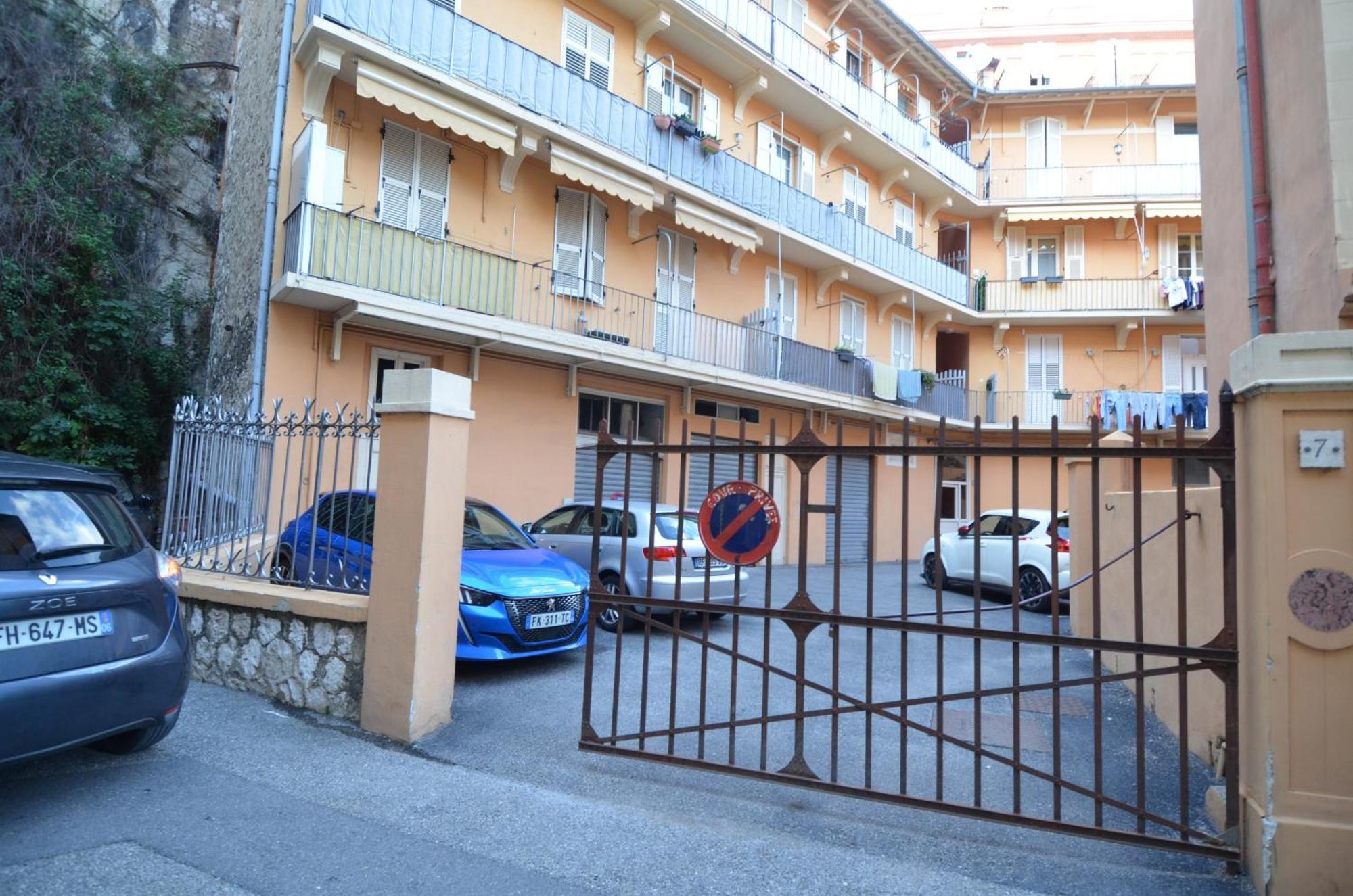 Appartement Avec Parking Pour 4 Personnes En Plein Coeur De Monaco 보솔레이 외부 사진